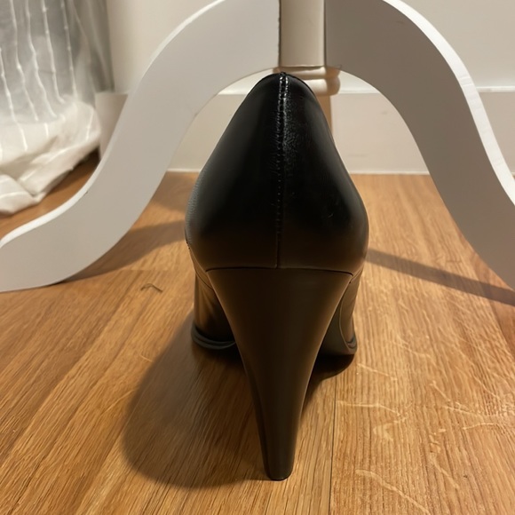 Pazzo Black Leather Pumps Made in Spain. New Condition Comfort  Size 10 - Picture 5 of 12